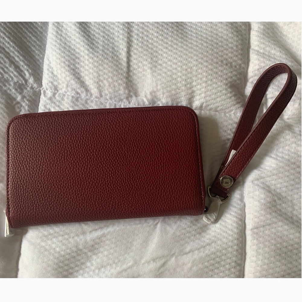 Thirty-One Gifts Merlot Wristlet